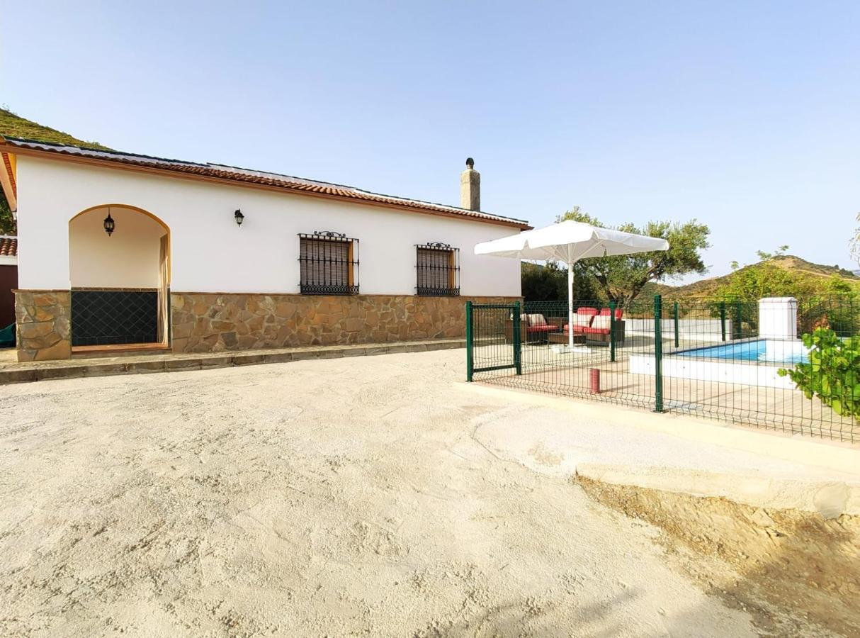 Casa Rural Cerca Del Caminito Del Rey 阿达莱斯 外观 照片